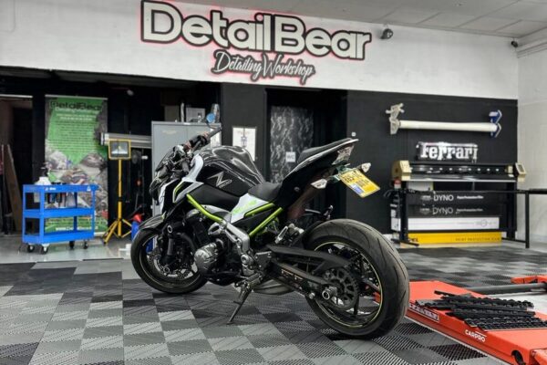 ציפוי ppf נגד שריטות לאופנוע ציפוי ppf נגד שריטות לאופנוע