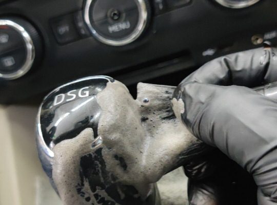 חידוש פלסטיקה לרכב