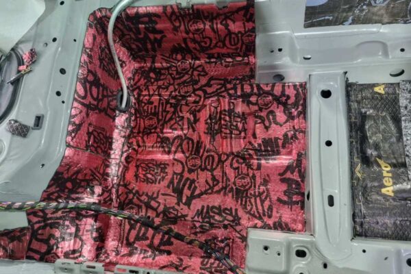 אקוסטיקה לרכב פנימי