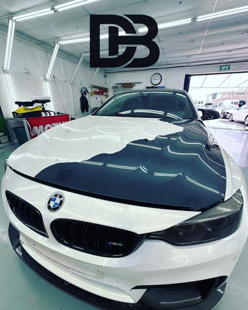 ציפוי מדבקה לרכב ציפוי מדבקה לרכב