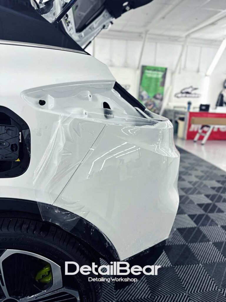 Geely Geometry: ציפוי PPF מסדרת LUX בעובי 240 מיקרון ציפוי הגנה נגד שריטות ואבני דרך