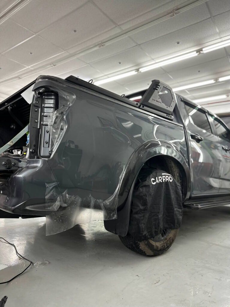 ציפוי ppf לרכב נגד שריטות לטנדר ציפוי ppf לרכב נגד שריטות לטנדר